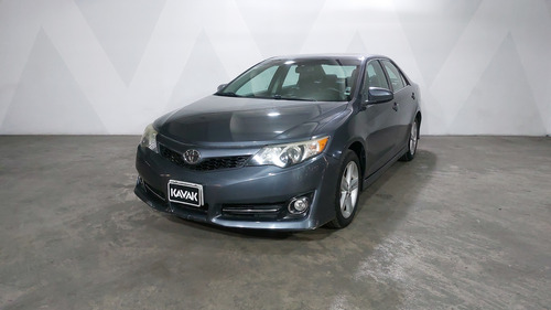 Toyota Camry 3.5 SE V6 6AT