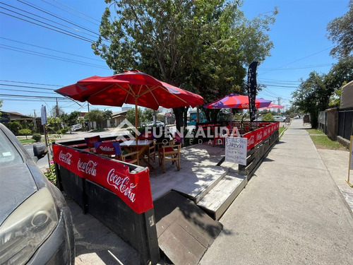 Casa En Venta De 5 Dorm. En Maipú