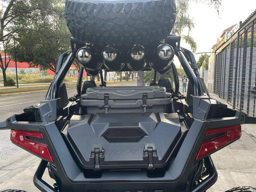 Polaris Rzr