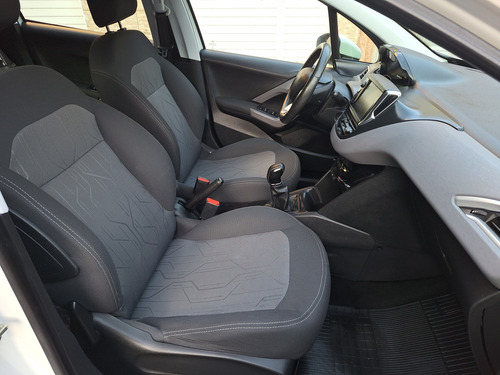 Peugeot 208 1.2 ACTIVE PACK 12V FLEX 4P MANUAL