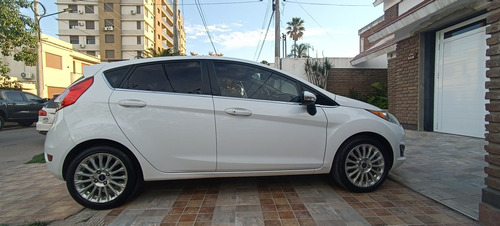 Ford Fiesta Kinetic 1.6 Design 120cv Titanium