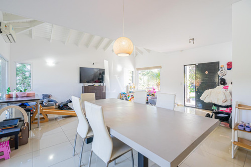 Venta Casa En Barrio San Francisco , Villanueva