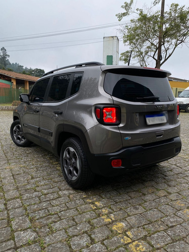 Jeep Renegade 1.8 Flex Aut. 5p 6 marchas