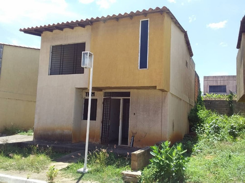 Imagen 14 de 17 de Townhouse En Obra Gris Conjunto Residencial River Side