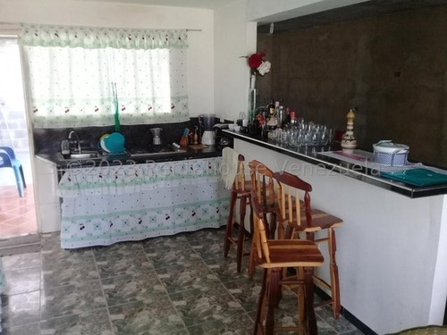 Imagen 5 de 30 de $$$maría Gabriella Mendoza Vende!!! Casa Remodelada En Ubanización Yucataán Codflex23-23062