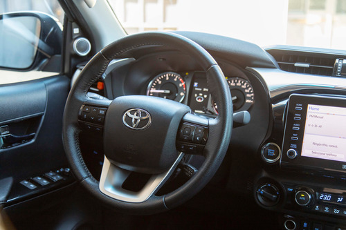 Toyota Hilux Pick-Up 2.8 Cd Srx 177cv 4x4 At
