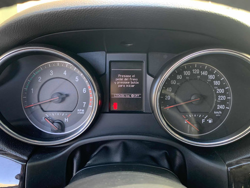 Imagen 10 de 10 de Jeep Cherokee Laredo 4x4 Laredo