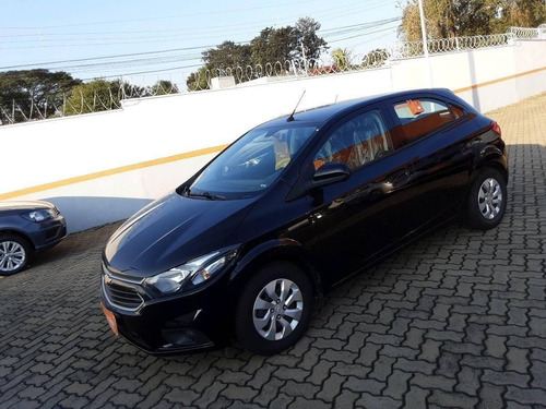 Imagem 8 de 8 de Chevrolet Onix 1.0 Mpfi Lt 8v Flex 4p Manual