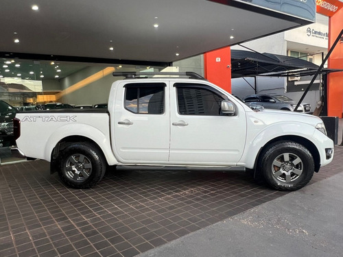 Nissan Frontier 2.5 SV ATTACK 4X4 CD TURBO ELETRONIC DIESEL 4P AUTOMĂTICO