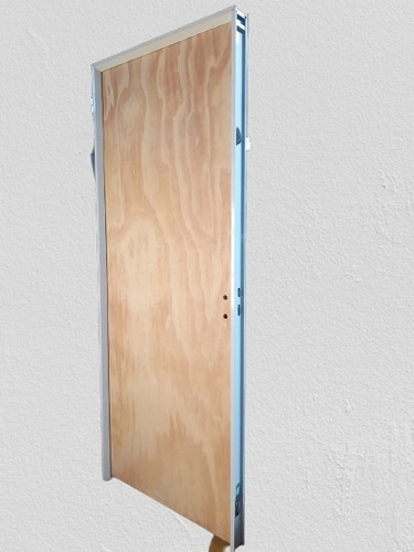 Imagen 4 de 7 de Puerta Placa Pino 0,80x2,00 Mts Marco Aluminio 7,5 Cm Ancho