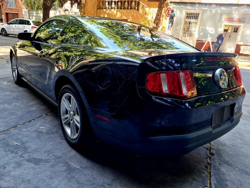 Ford Mustang V6 Coupe Año 2010