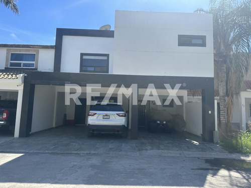 Casa En Venta En Residencial Quintas Campestre