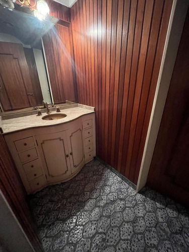Brown 214-casa En Altos En Venta!