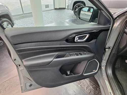 Jeep Compass 1.3 Serie At6