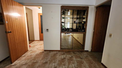 Venta. Departamento Caballito 4 Ambientes. Lavadero. 2 Cocheras