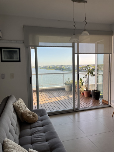 Alquiler Exclusivo Departamento Con Vista Al Lago En Islas Del Golf, Nordelta
