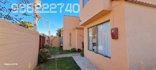 El Milagro Casa Impecable 3 D 2 Bñ, Uf 5.200 (69885)