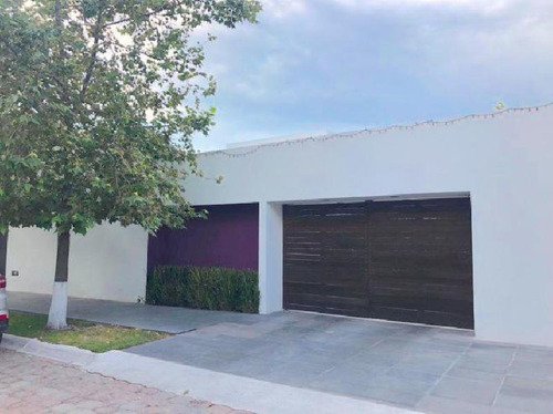 Imagen 18 de 30 de Residencia Con Alberca Propia En Privada En Juriquilla