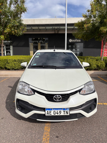 Toyota Etios 1.5 Sedan X