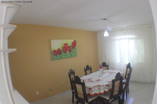 Imagem 6 de 15 de Casa Para Temporada Em Itapema, Meia Praia, 5 Dormitórios, 1 Suíte, 5 Banheiros, 4 Vagas - Ca303120_1-821798