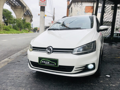Volkswagen Spacefox 1.6 Comfortline Total Flex 5p (br)