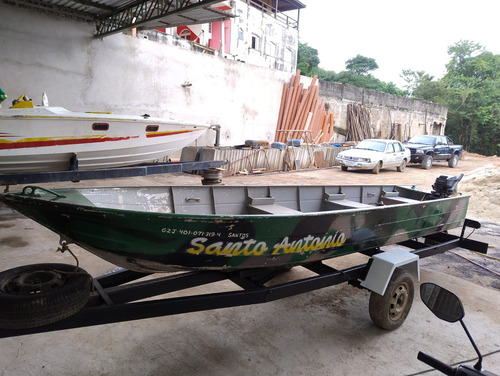 Barco De Pesca De Aluminio , Tipo Bote Para Ate 3 Pessoas .