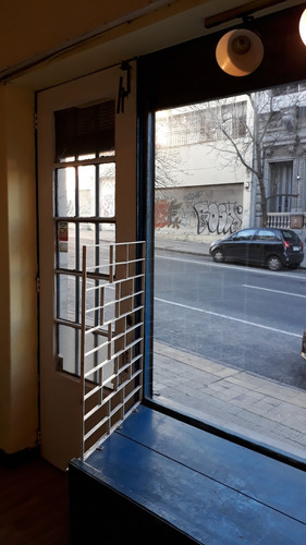 Dueño Vende Local Comercial Céntrico, Polifuncional.