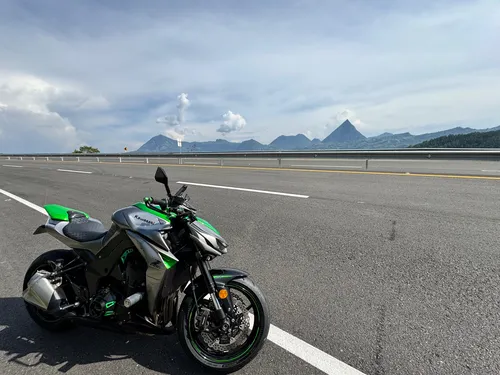 Z1000 Vendo O Cambio