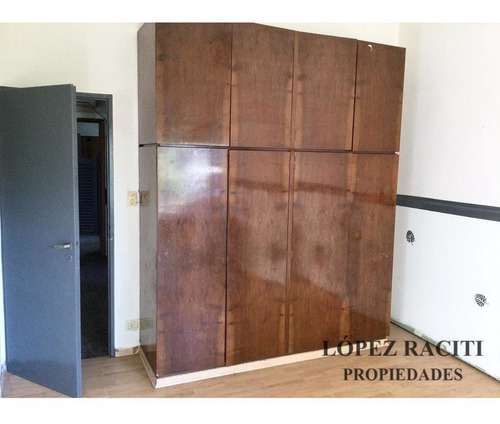 Imagen 20 de 24 de Casa En Ph Al Frente Banfield Este - Retasada.!