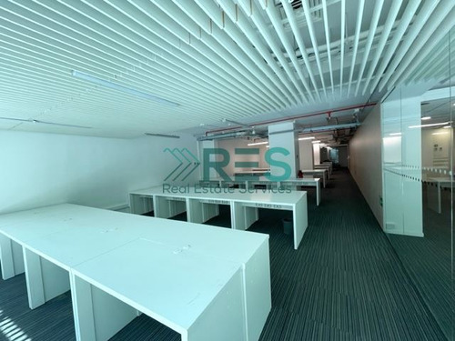 773,86 M2 Estupenda Oficina Apoquindo-metro Manquehue!!!!