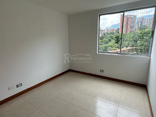 Apartamento En Arriendo En Cumbres. Cod A776085
