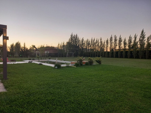 Imagen 7 de 27 de Casa En Barrio Las Tardes