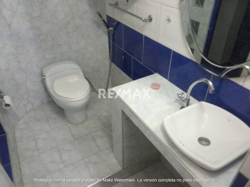 Imagen 11 de 20 de Casa Con Potencial Comercial En La Esmeralda. Av. De Alto Trafico. Cód.: 128668. 0414-4841043