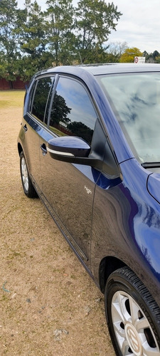 Volkswagen Up! 2017 1.0 High Up! 75cv