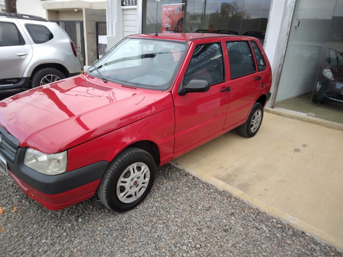 Imagen 11 de 13 de Fiat Uno Fire 1.3 5p 2011