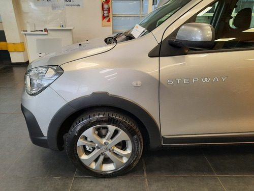 Renault Kangoo Stepway - Tres Formas De Retiro (rr)