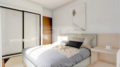 Triplex 3 Dormitorios A Estrenar Venta - Munro