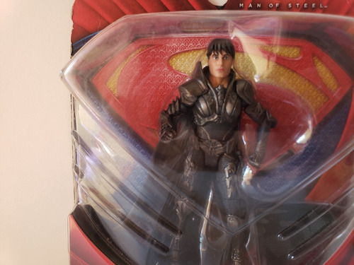 Faora - Superman Man Of Steel Movie Master - Mattel