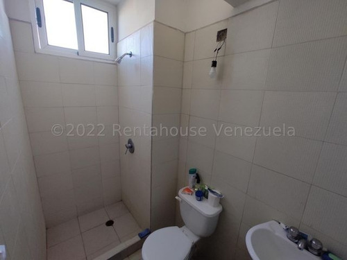 Imagen 5 de 30 de Apartamentos En Venta En Zona Centro Oeste Barquisimeto, Lara #23- 4395 Profesional Inmobiliario : Romer Gonzalez 04147086673