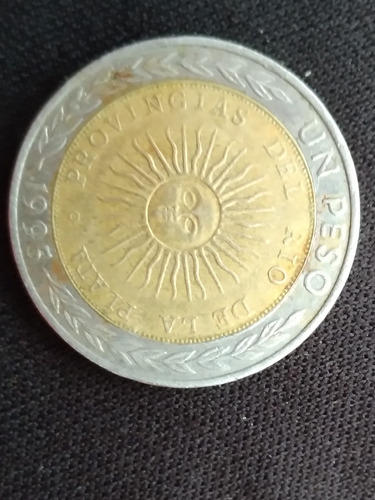 Imagen 1 de 1 de Moneda De Un Peso Argentino Con Error De 1995