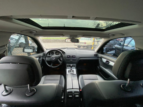 Imagen 13 de 19 de Mercedes-benz C200