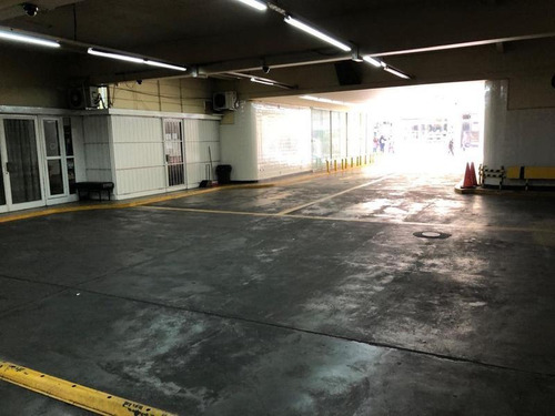 Imagen 3 de 4 de Excelente Cochera En Venta - Once