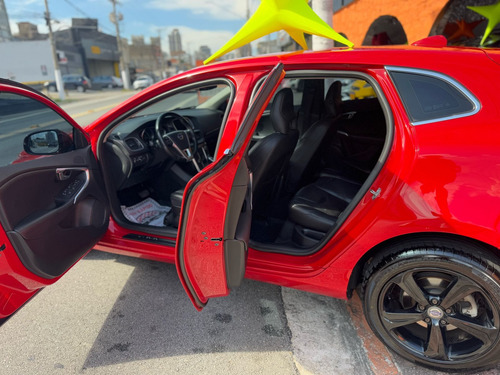 Volvo V40 2.0 T4 Dynamic Aut. 5p