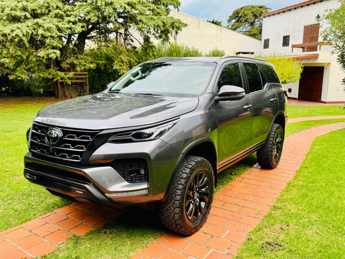 Toyota SW4 2.8 Srx 204Cv 4X4 7As At