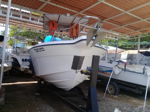 Lancha Aquanauti Open 21 Lv535