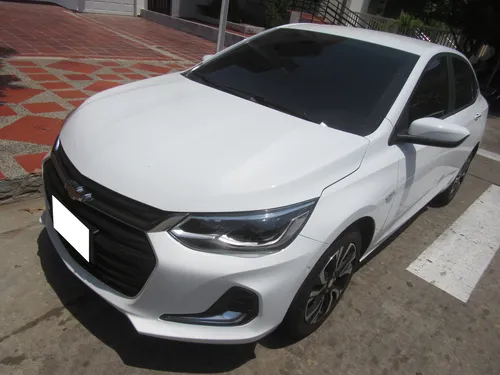 Chevrolet Onix 1.0T Premier Sedan At