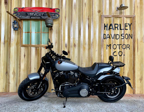 Imagem 2 de 7 de Harley Davidson Fat Bob Fxfbs 114
