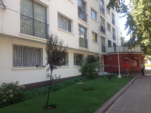 Arriendo Departamento Impecable En Providencia