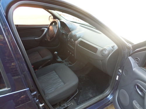 Imagem 8 de 9 de Renault Sandero 1.0 16v Authentique Hi-flex 2012/2013