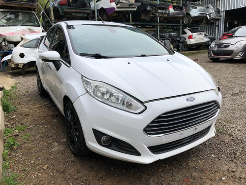 Sucata Ford Fiesta 1.6 Power Shift 2014 Rs Caí Peças 